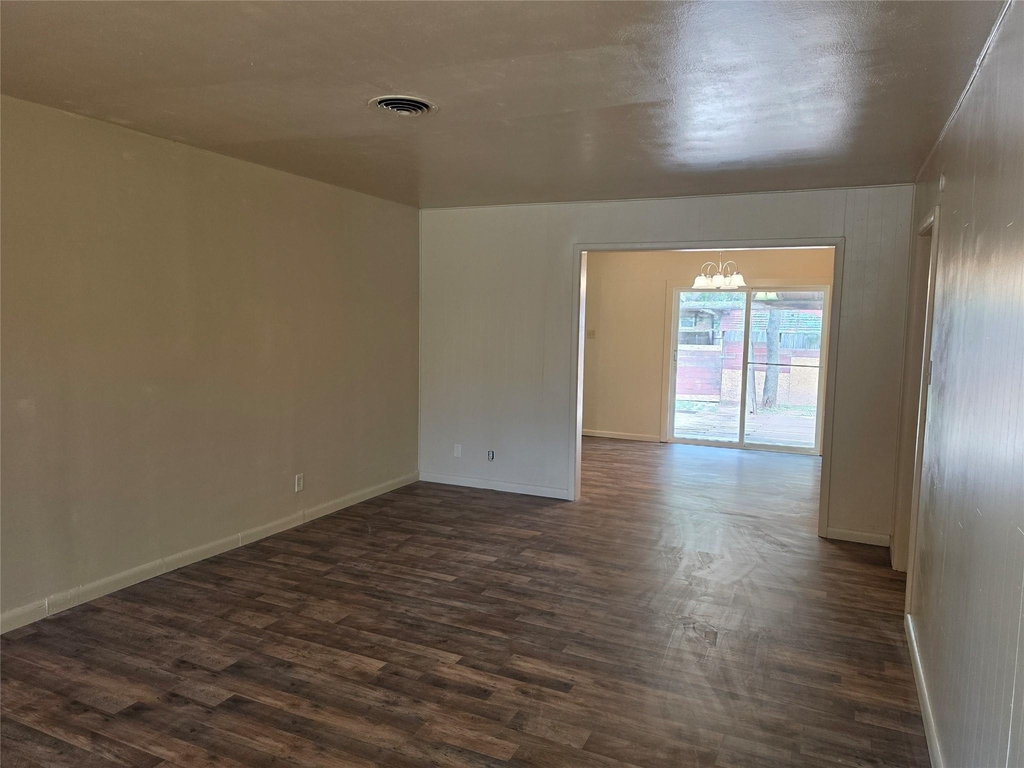 1685 N Willis Street - Photo 2