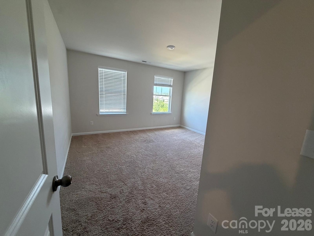 9002 Foxcroft Drive - Photo 13