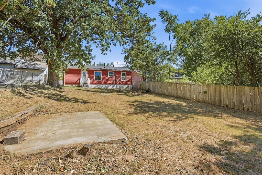 1006 W Texas Street - Photo 22