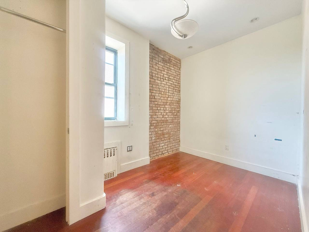 126 Grattan Street - Photo 4