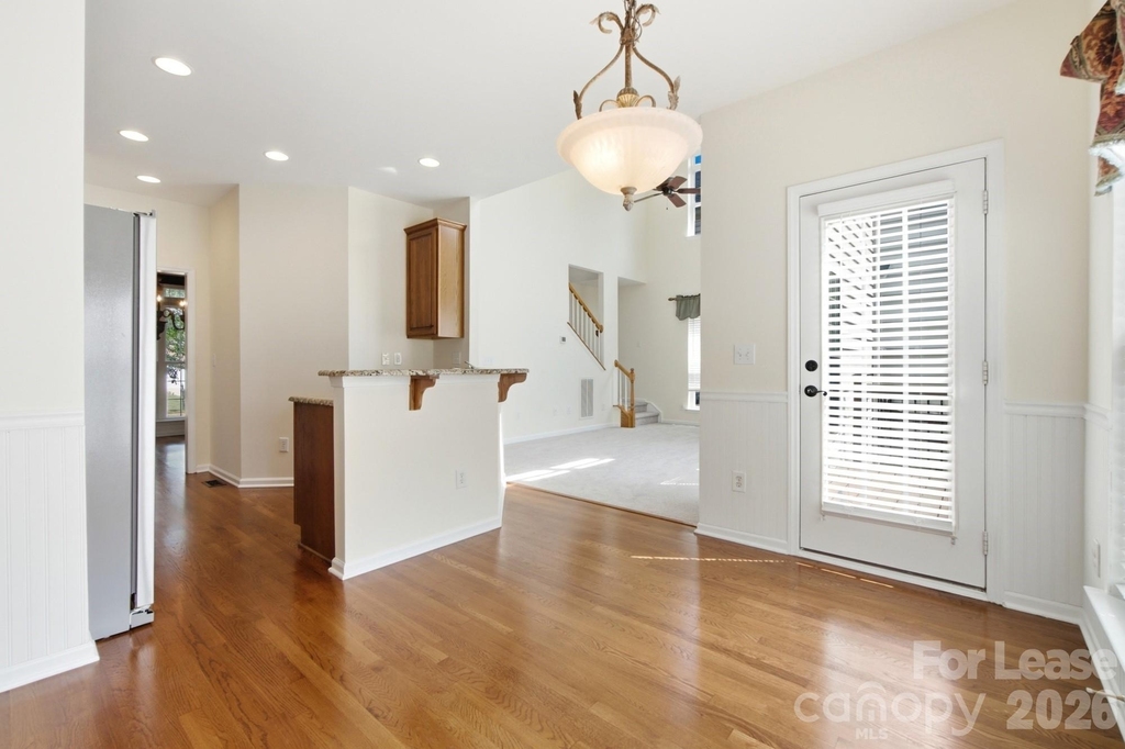 16903 Hampton Trace Road - Photo 8