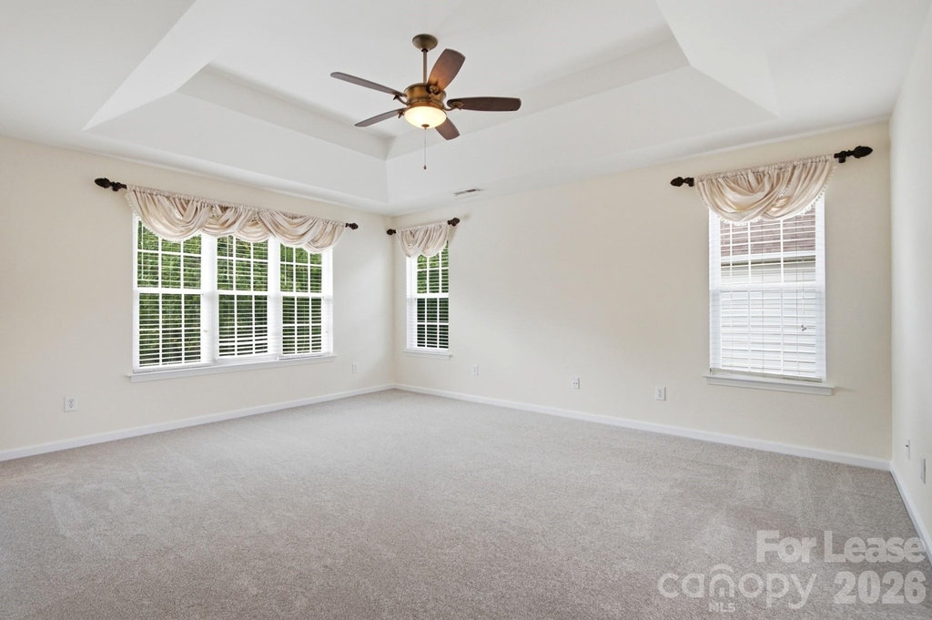 16903 Hampton Trace Road - Photo 20