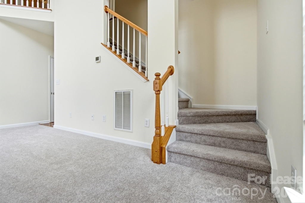 16903 Hampton Trace Road - Photo 18