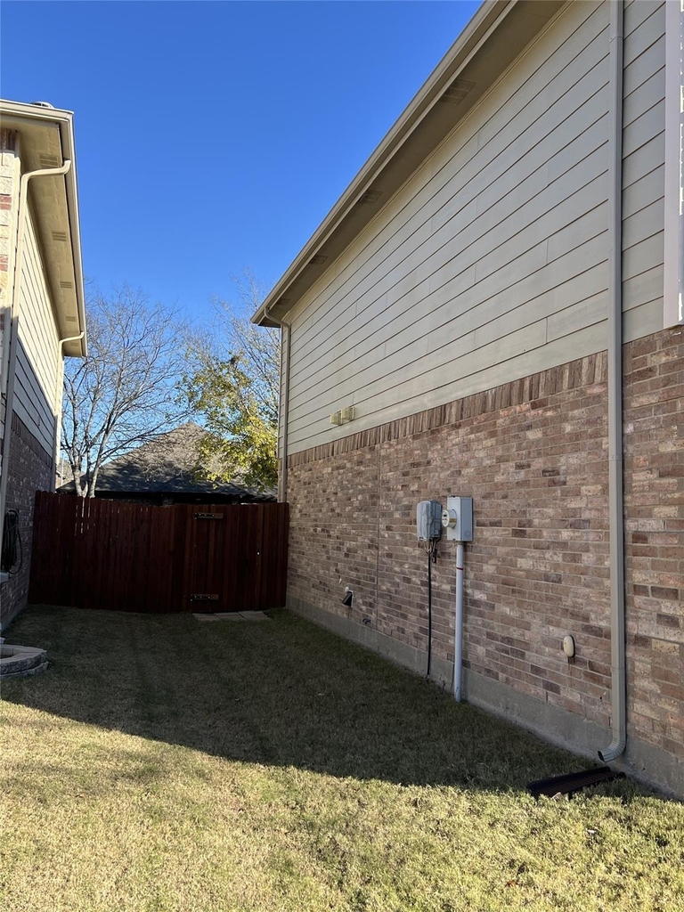 12836 Cedar Hollow - Photo 2