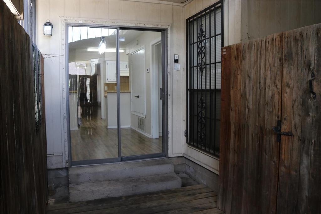 1515 Cherrycrest Street - Photo 27