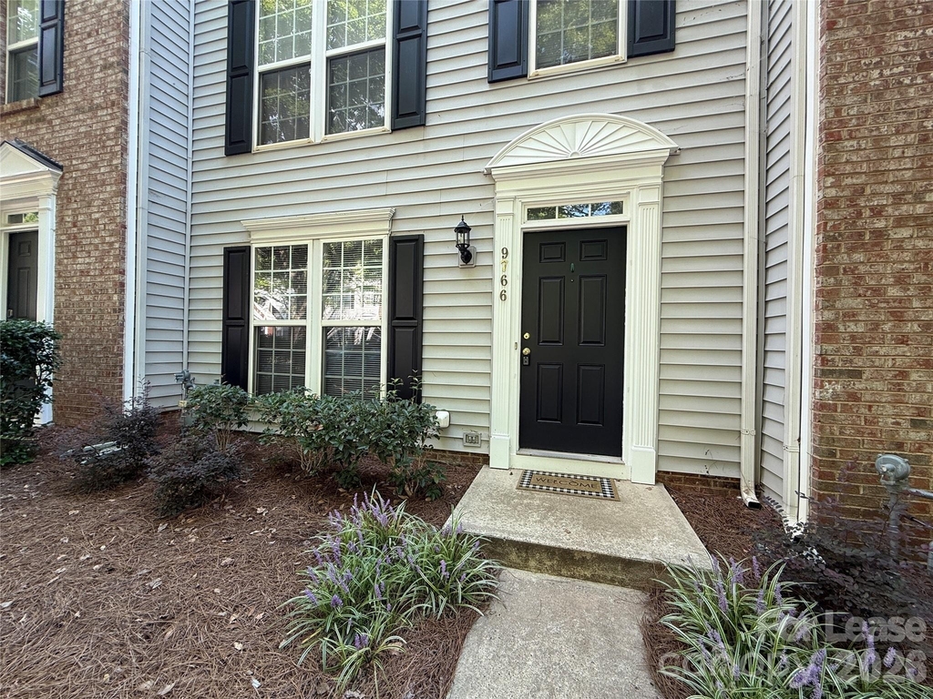 9766 Blossom Hill Drive - Photo 2