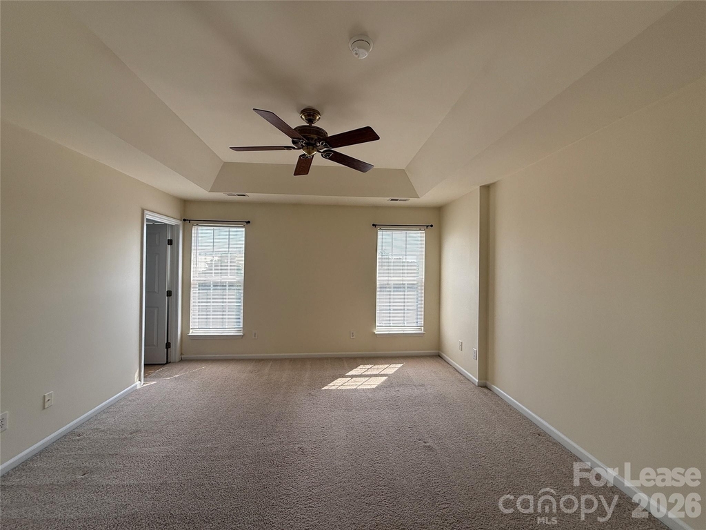 9766 Blossom Hill Drive - Photo 18