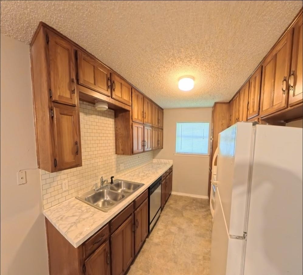 7324 Davis Boulevard - Photo 2