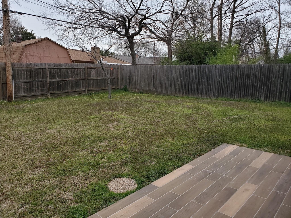 5901 Crestwood Circle - Photo 15