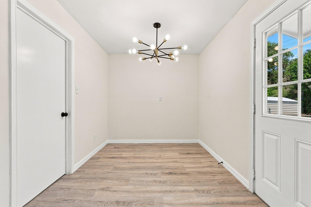 6008 Golden Gate Drive - Photo 10