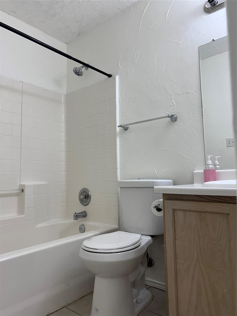 1438 Eastview Drive - Photo 7