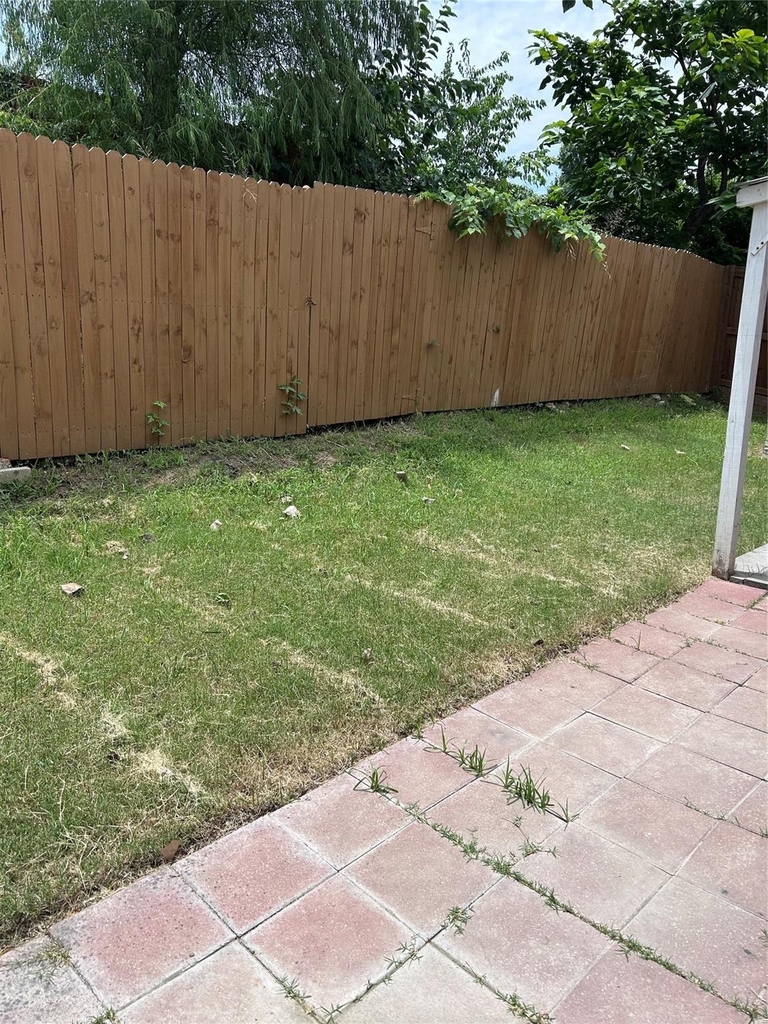 1438 Eastview Drive - Photo 14