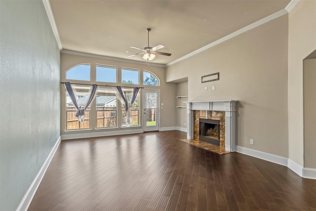 2606 Kennedy Drive - Photo 3