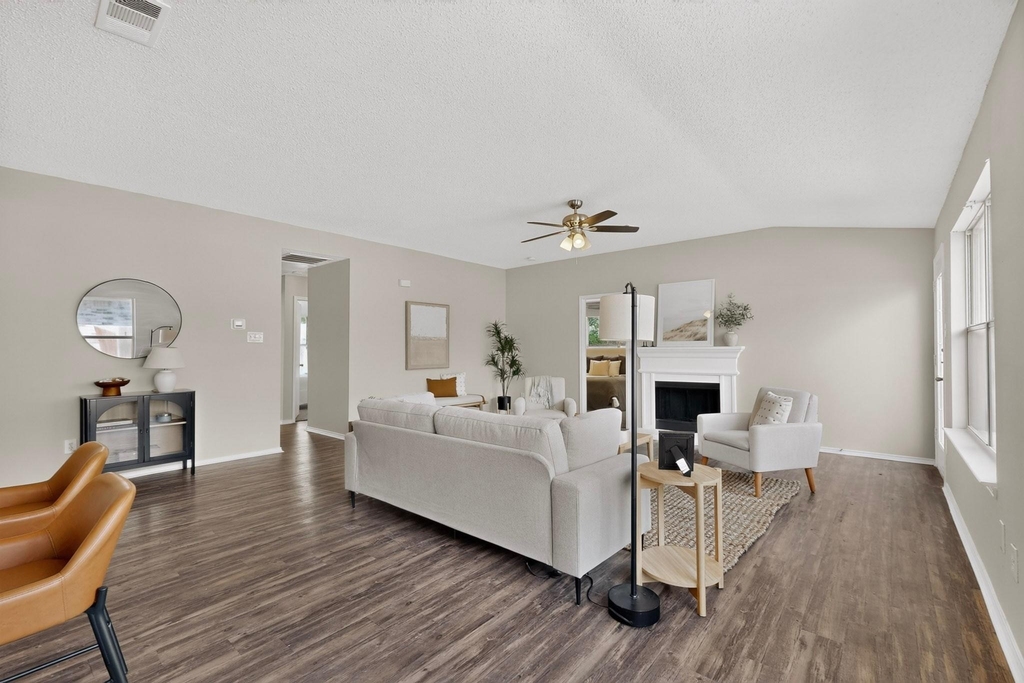 625 Spillway Drive - Photo 17