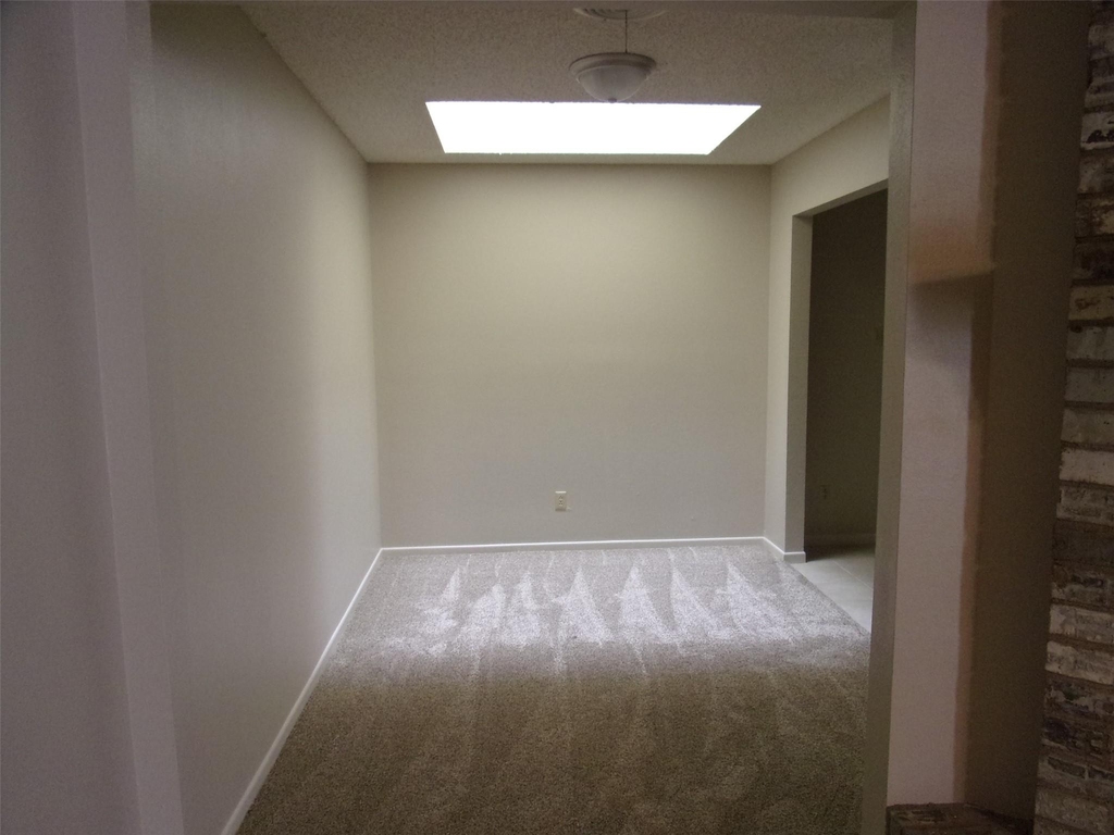 22 Crossroads Drive - Photo 4