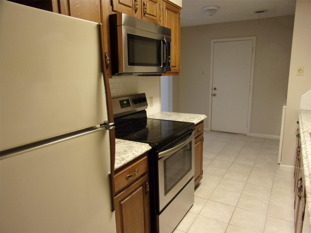 22 Crossroads Drive - Photo 9