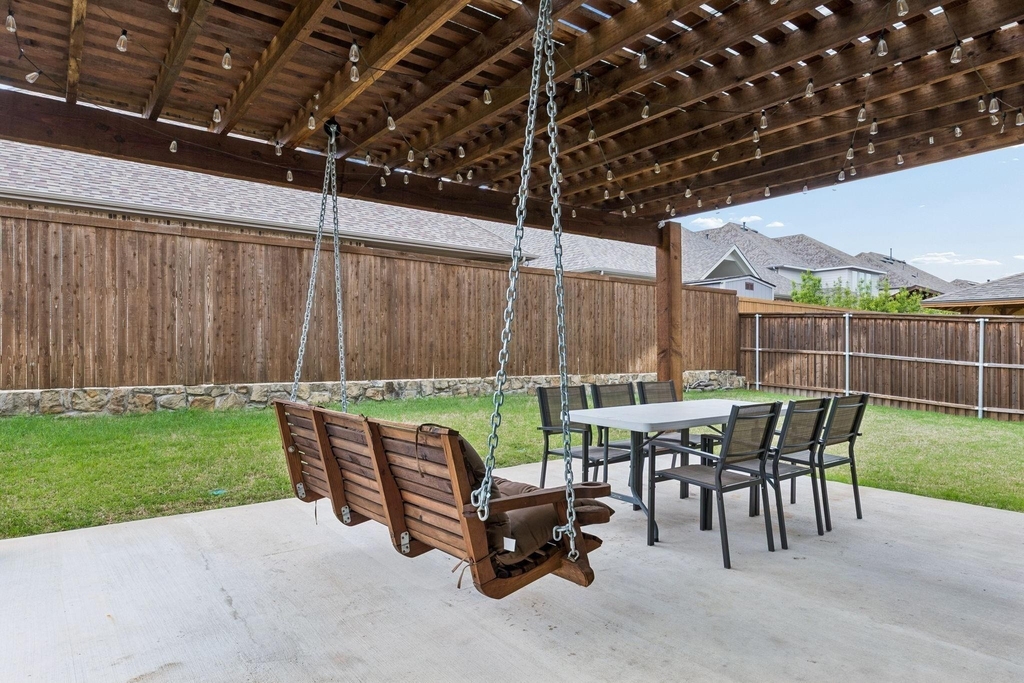629 Singing Water Drive - Photo 31