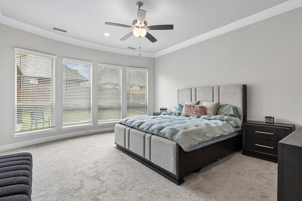 629 Singing Water Drive - Photo 16