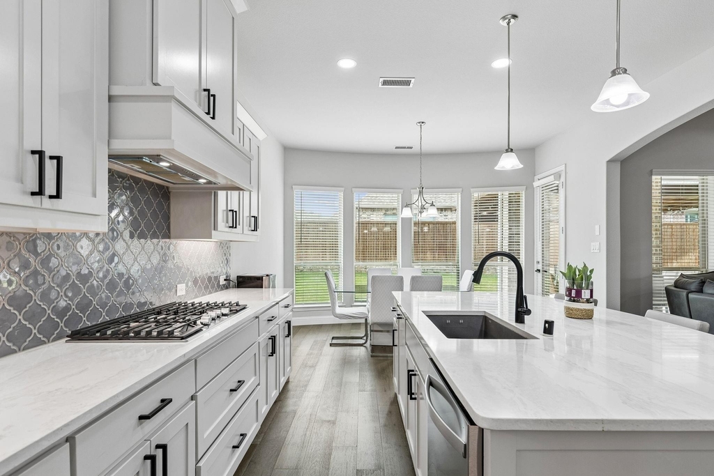 629 Singing Water Drive - Photo 14