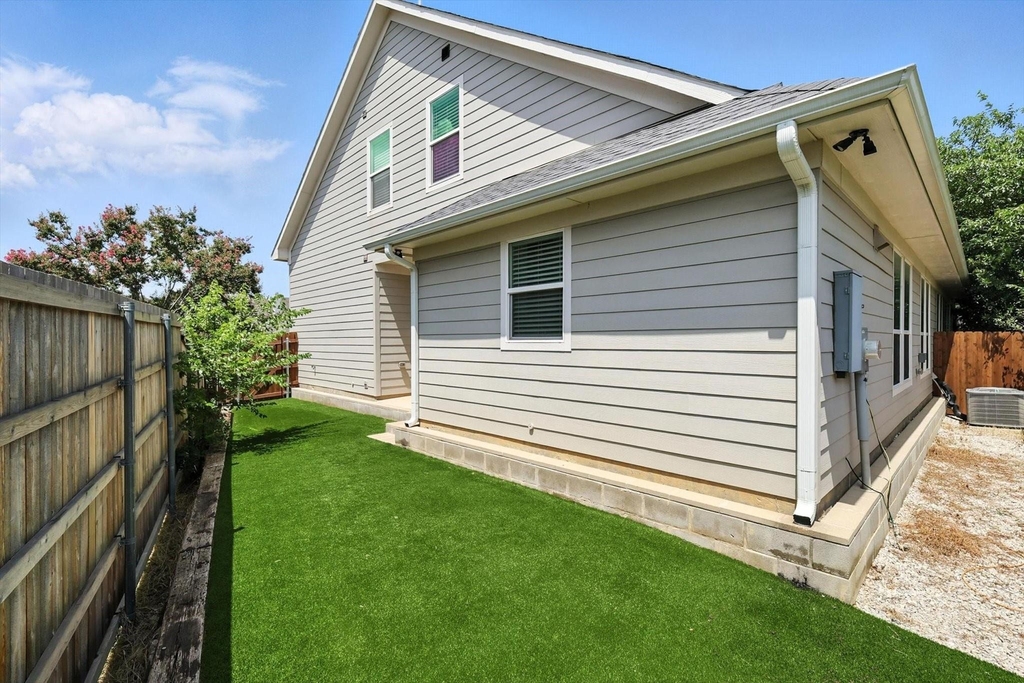 212 Wayside Court - Photo 17