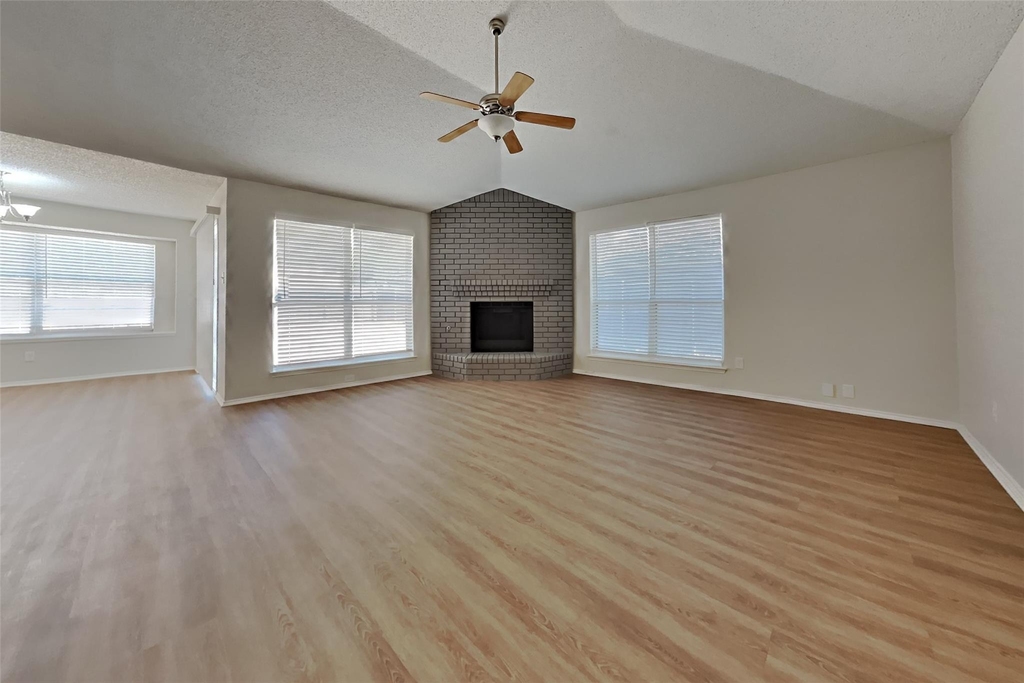 2822 White Oak Drive - Photo 1
