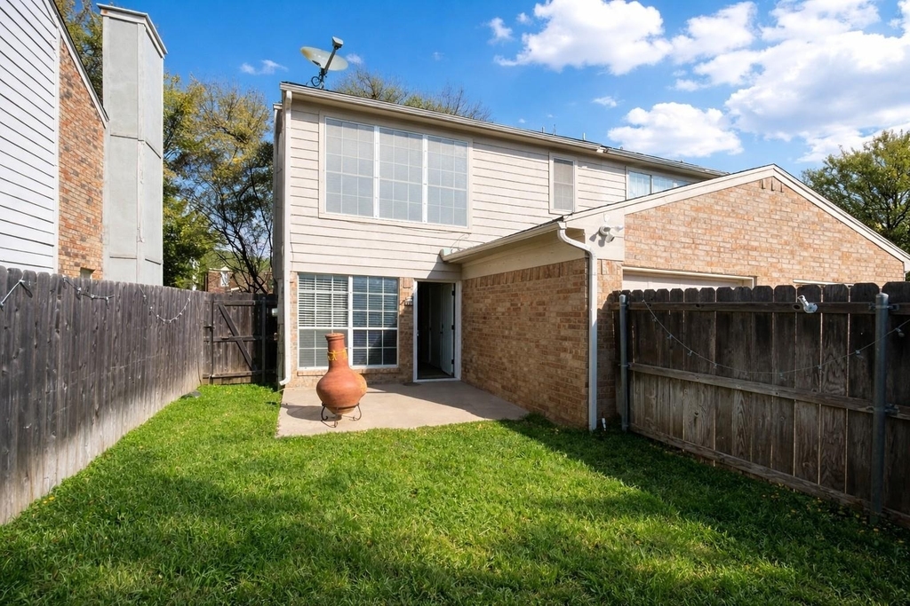 1520 Beach Lane - Photo 11