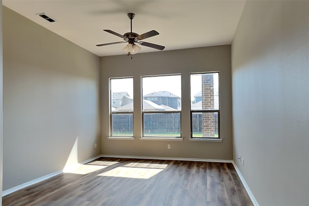 113 Bowie Street - Photo 8