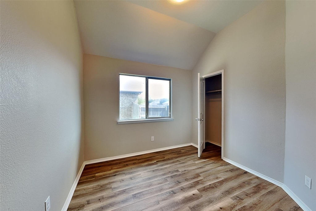 113 Bowie Street - Photo 11