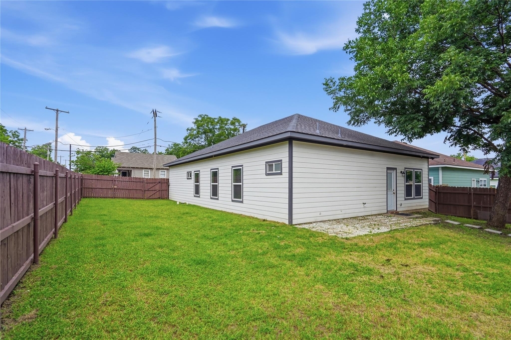 3425 Logan Street - Photo 17
