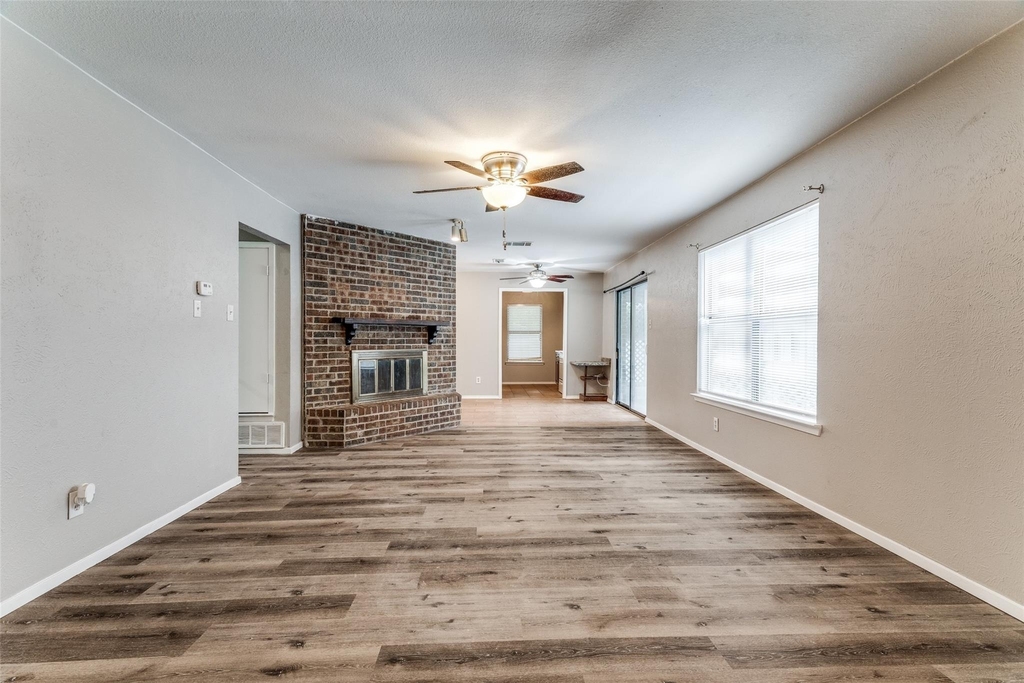 408 Windwood Court - Photo 3