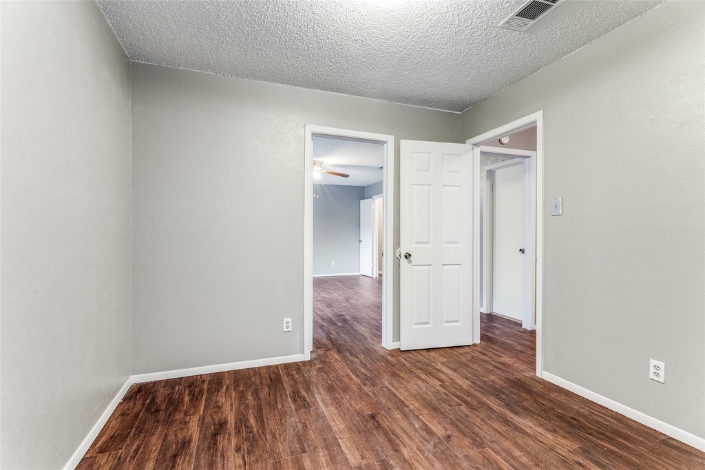 408 Windwood Court - Photo 18