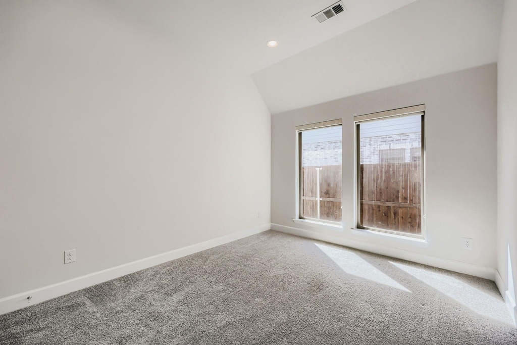 1505 Misty Pasture Way - Photo 5