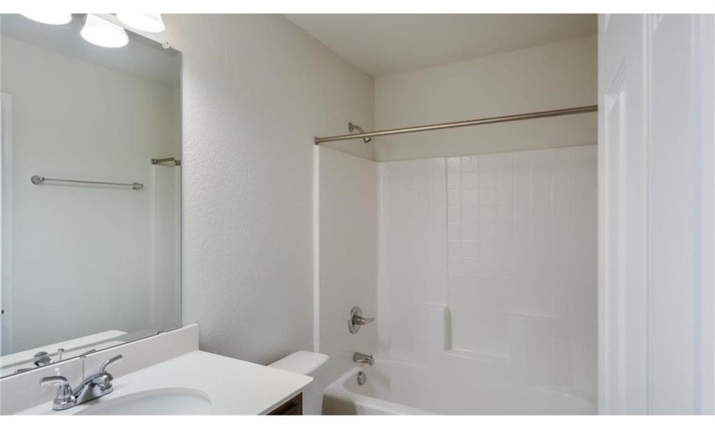 9201 Forbes Mill - Photo 6