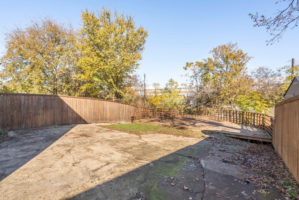 7356 Walling Lane - Photo 36