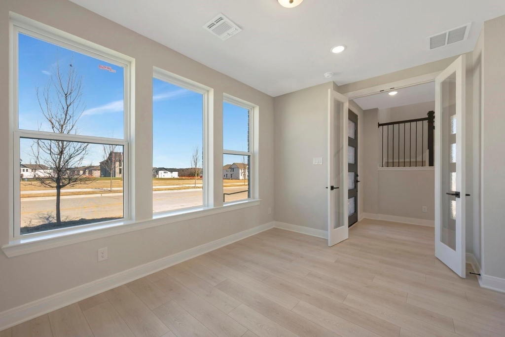 4901 Vizsla Lane - Photo 7