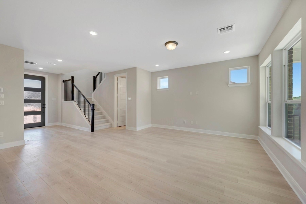 4901 Vizsla Lane - Photo 8