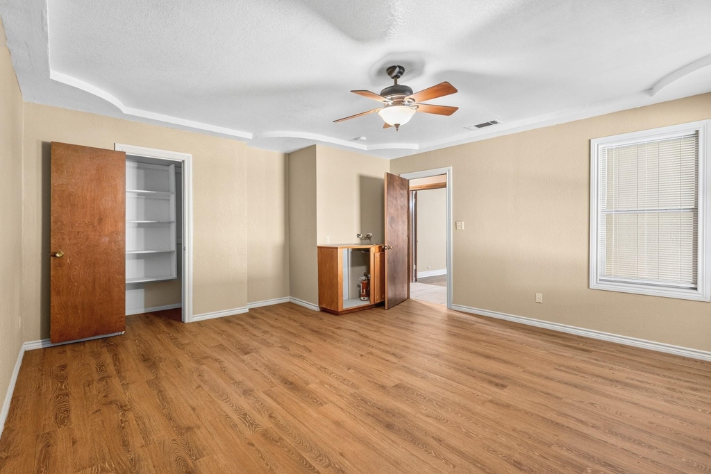 620 Oakwood Lane - Photo 8