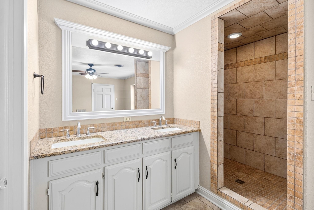 620 Oakwood Lane - Photo 24