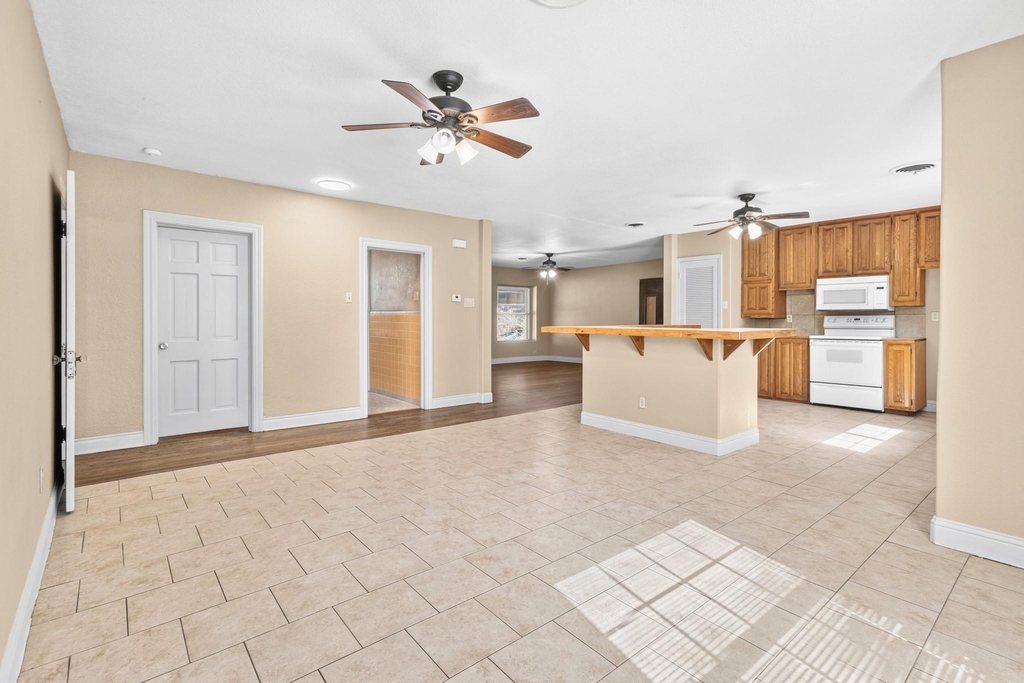 620 Oakwood Lane - Photo 17