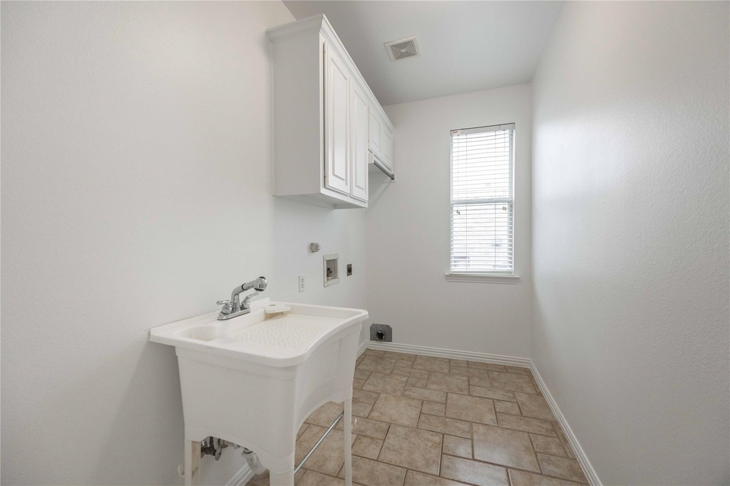 3305 Estacado Lane - Photo 13