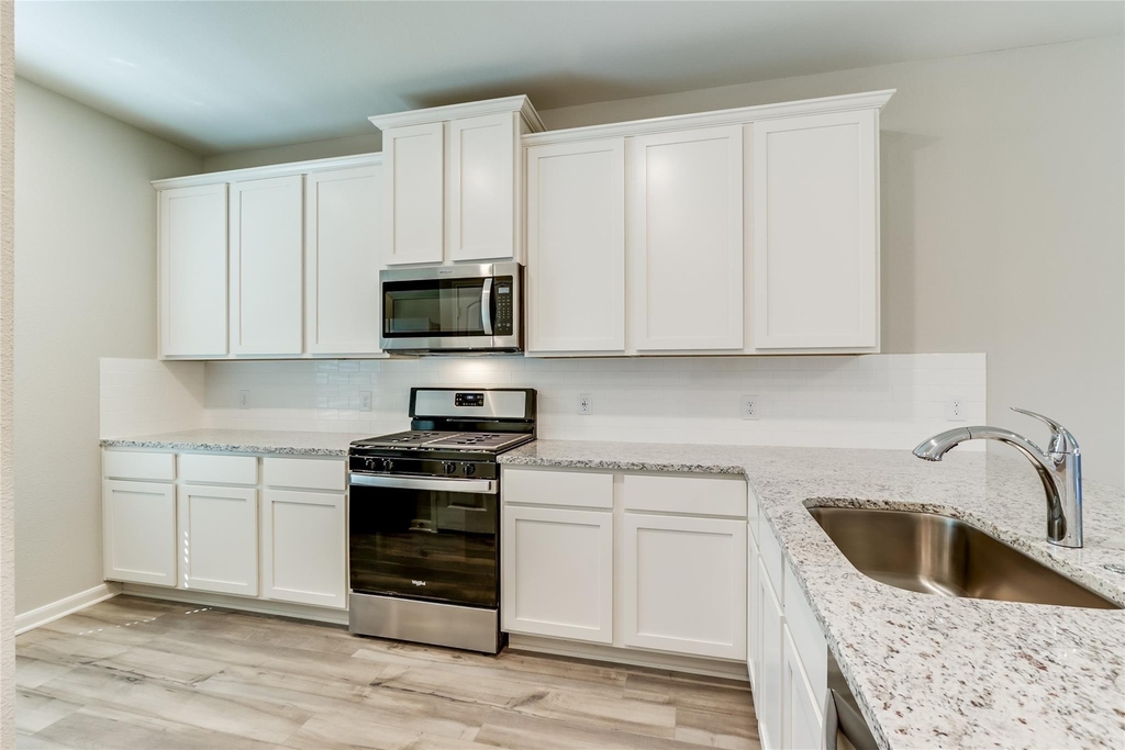 2012 Jeanine Drive - Photo 2