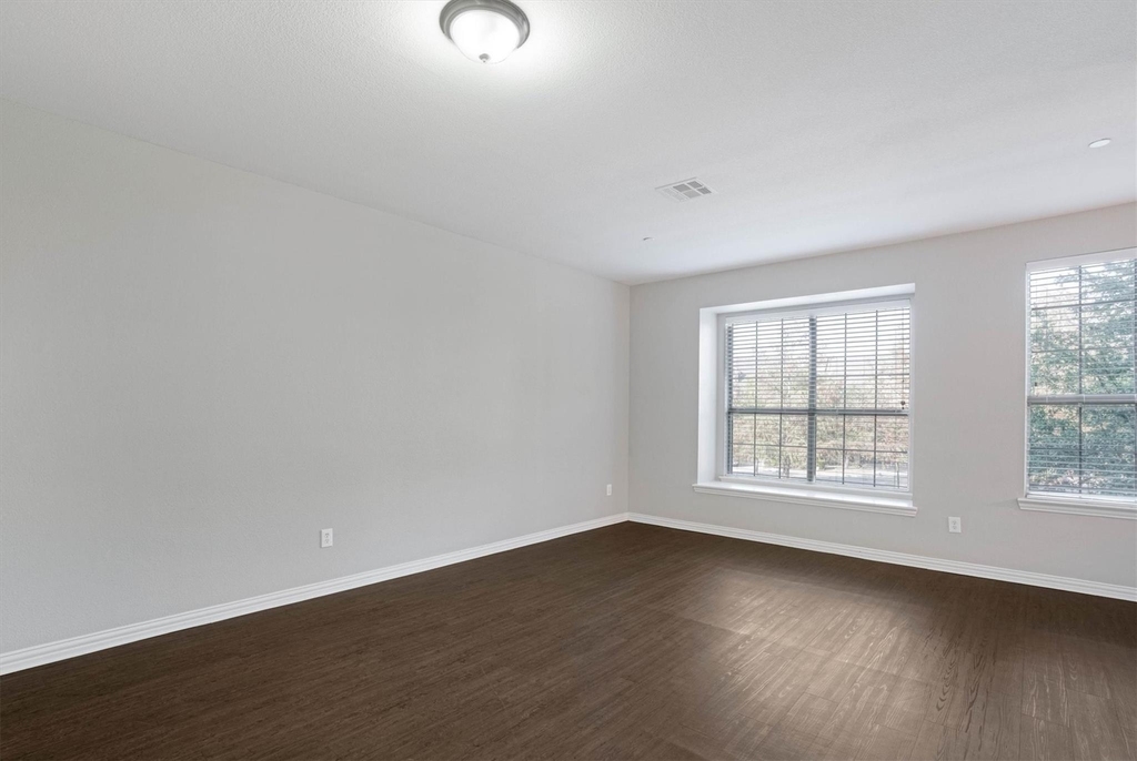 1441 Fox Run Drive - Photo 28