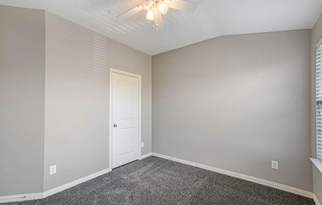 1441 Fox Run Drive - Photo 27