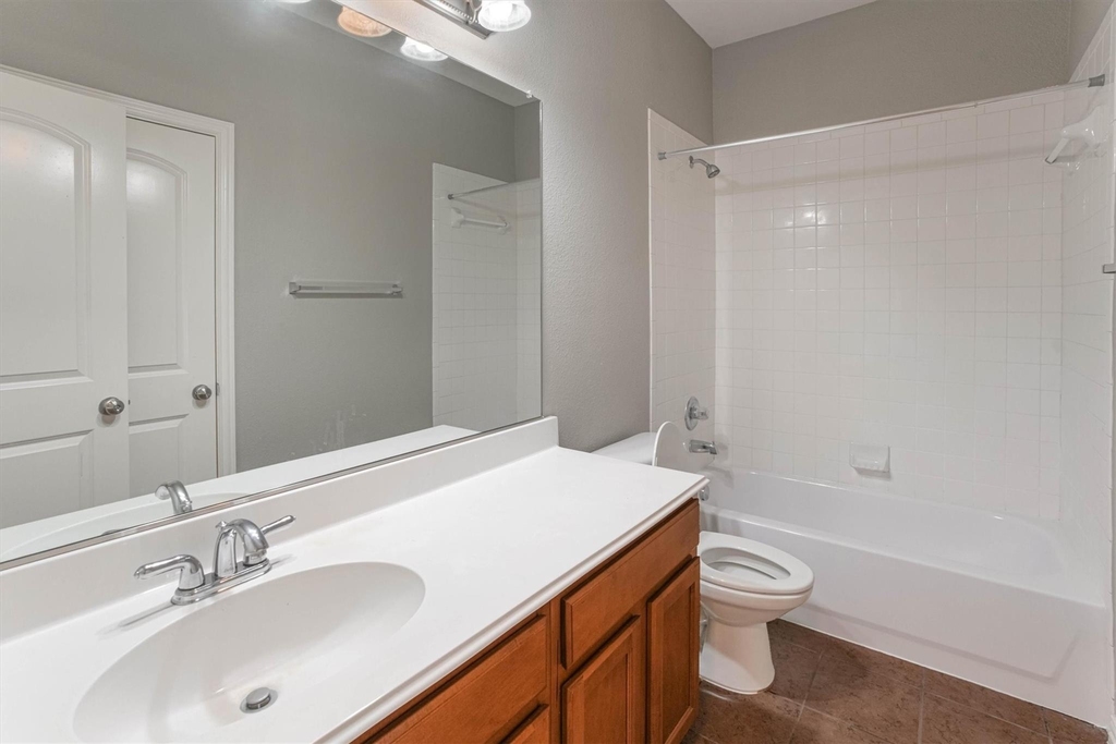1441 Fox Run Drive - Photo 25