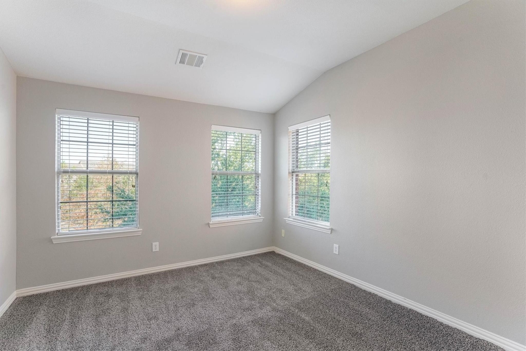 1441 Fox Run Drive - Photo 23