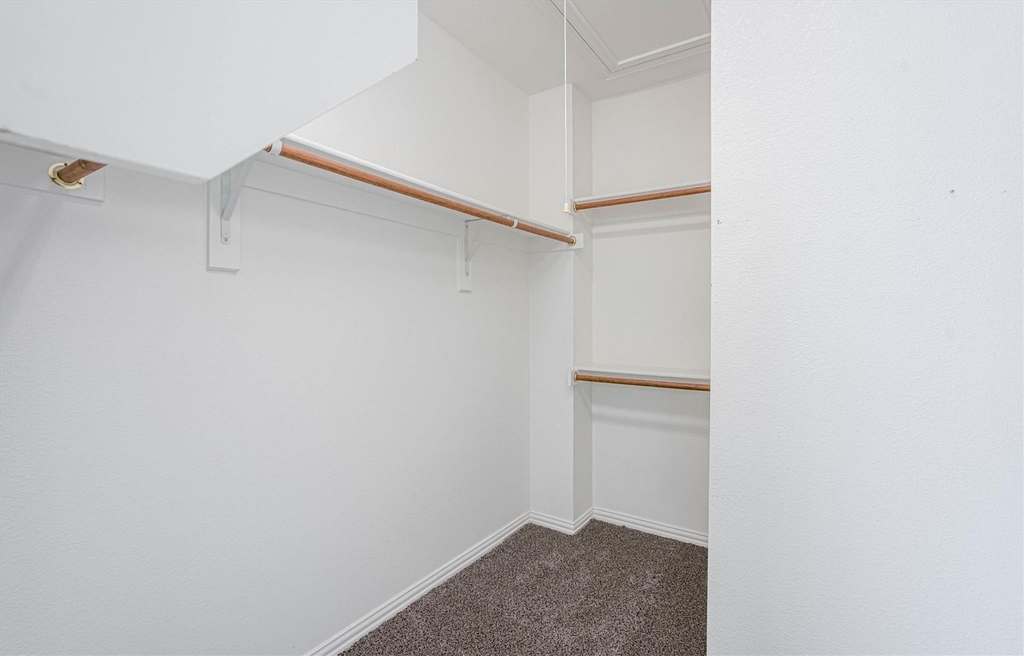 1441 Fox Run Drive - Photo 20