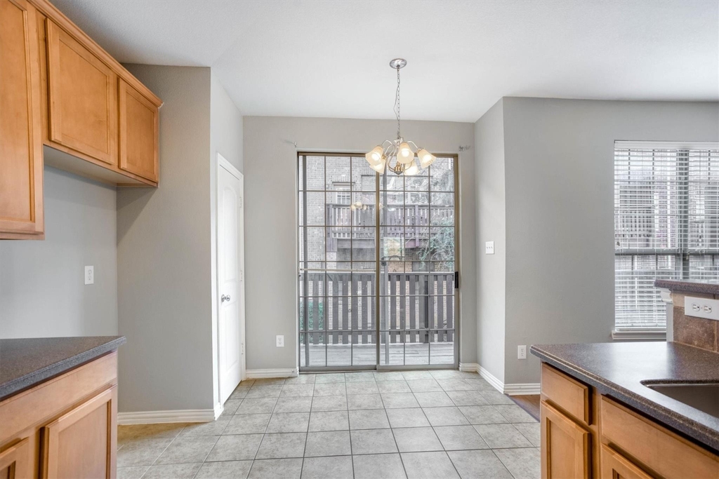 1441 Fox Run Drive - Photo 12