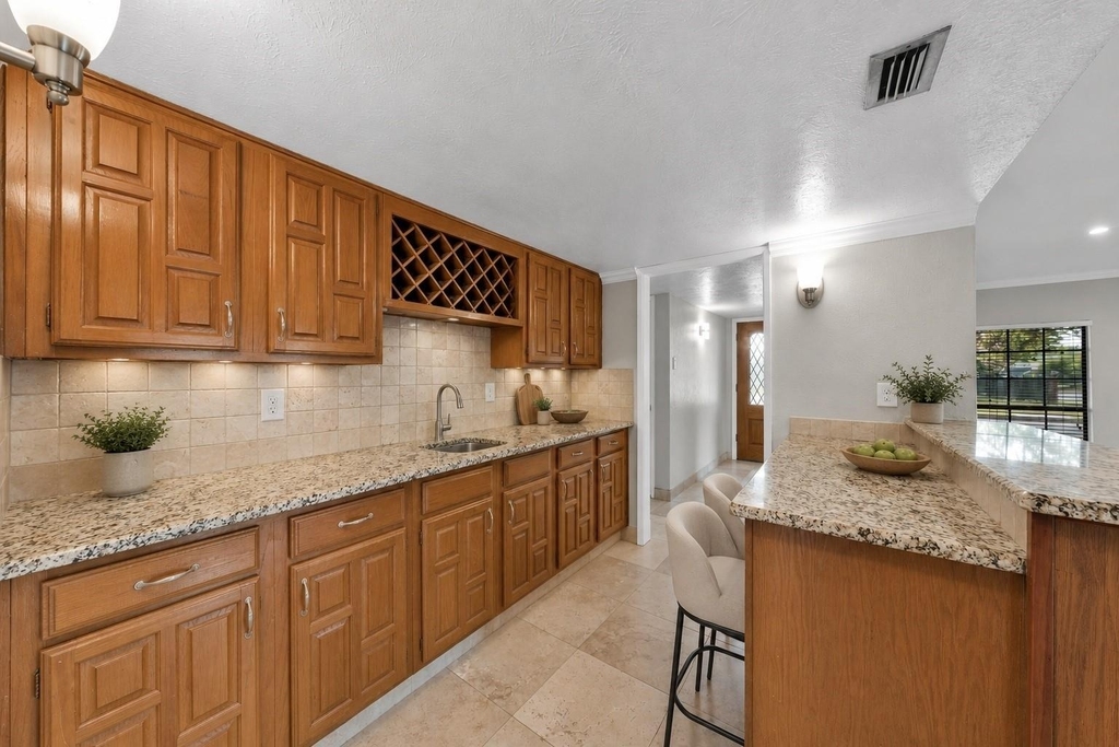 1715 Cherokee Trail - Photo 4