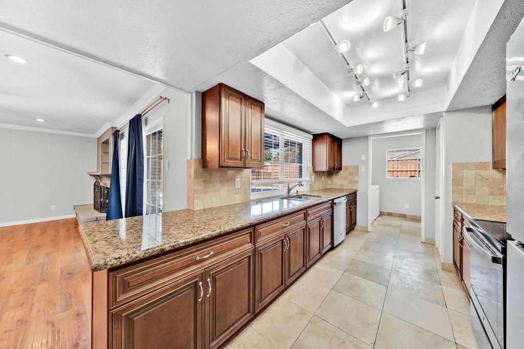 1715 Cherokee Trail - Photo 13