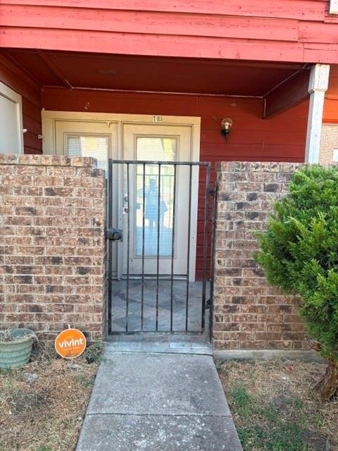 9839 Walnut Street - Photo 0